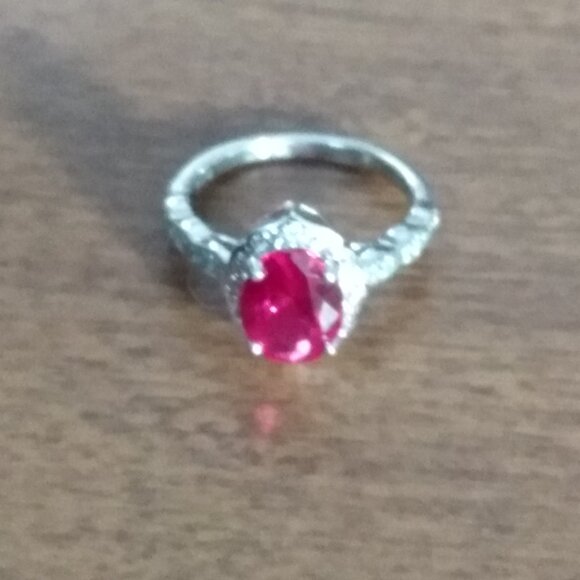 Beautifully ruby ring! - Picture 6 of 8